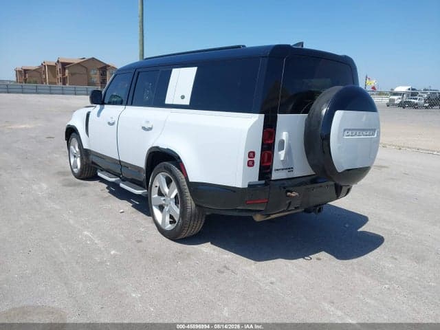 2023 LAND ROVER DEFENDER 130 X-DYNAMIC SE 3