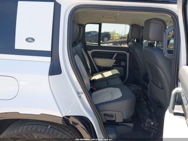 2023 LAND ROVER DEFENDER 130 X-DYNAMIC SE 8