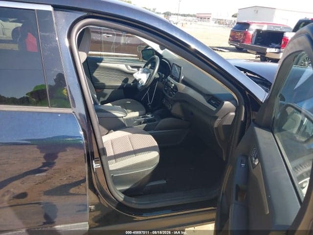 2021 FORD ESCAPE SE 5