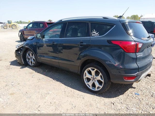 2019 FORD ESCAPE TITANIUM 3