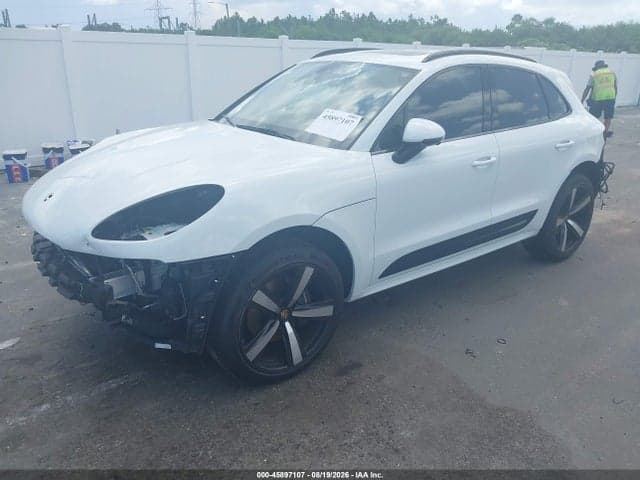 2023 PORSCHE MACAN T 2