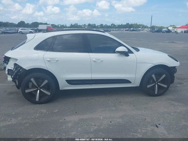 2023 PORSCHE MACAN T 14