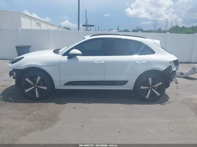 2023 PORSCHE MACAN T 15