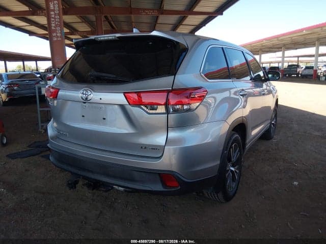 2017 TOYOTA HIGHLANDER LE PLUS 4