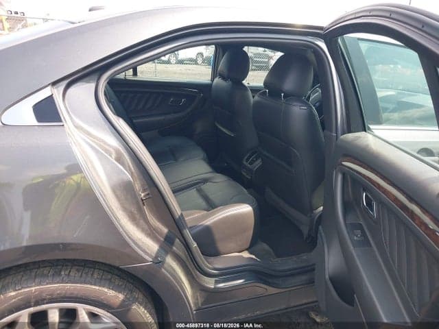 2018 FORD TAURUS LIMITED 8