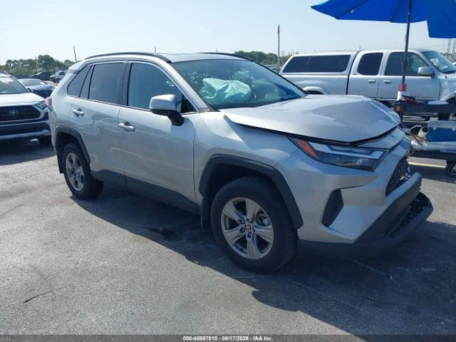 2025 TOYOTA RAV4 XLE 1