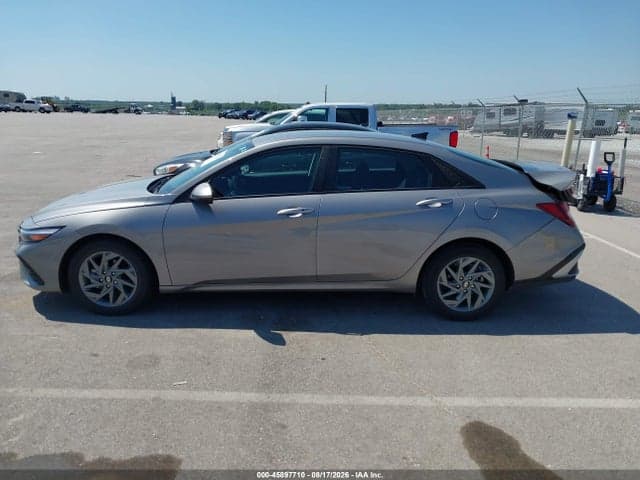 2024 HYUNDAI ELANTRA SEL 14