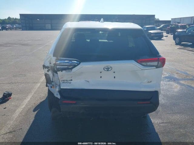2023 TOYOTA RAV4 LE 17