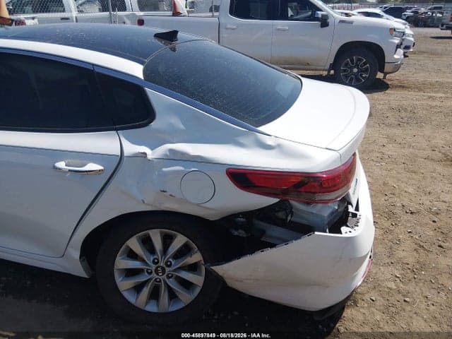 2018 KIA OPTIMA S 6