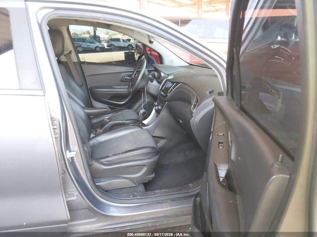 2019 CHEVROLET TRAX LT 5