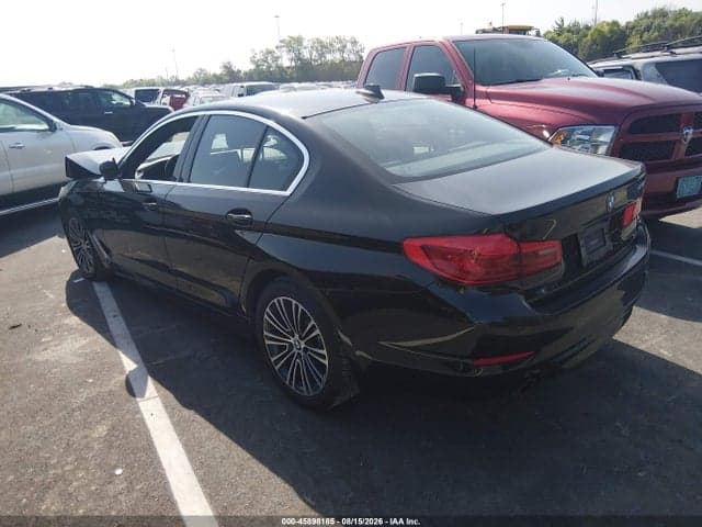 2019 BMW 530I 3