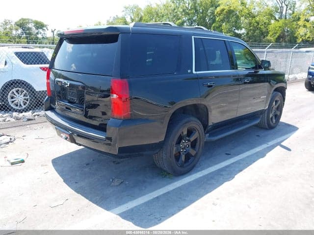 2017 CHEVROLET TAHOE LT 4