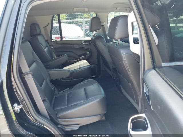 2017 CHEVROLET TAHOE LT 8