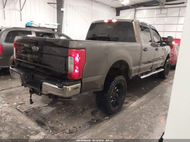 2017 FORD F-250 XL 4