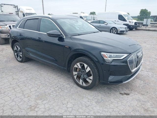 2022 AUDI E-TRON PREMIUM PLUS QUATTRO 1
