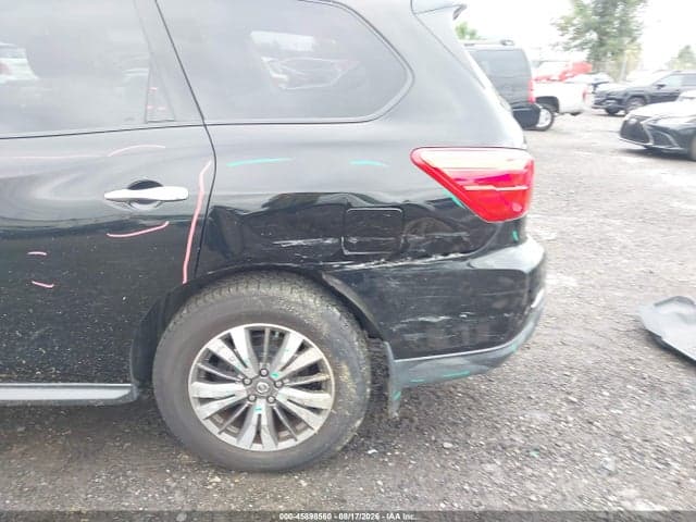 2017 NISSAN PATHFINDER SV 6