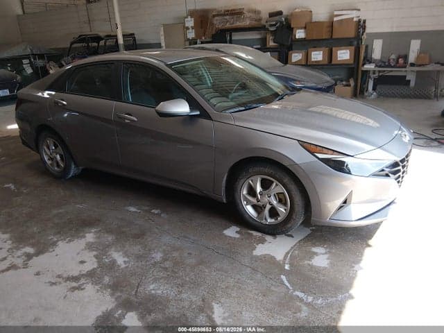 2023 HYUNDAI ELANTRA SE 1