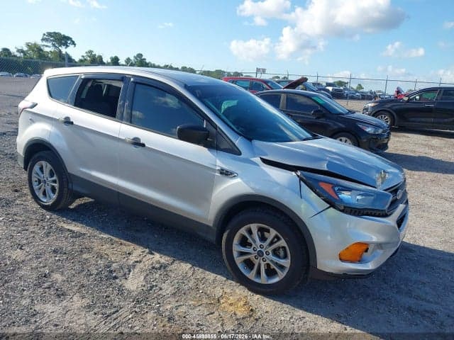 2017 FORD ESCAPE SE 1