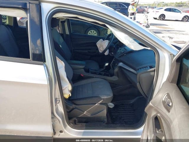 2017 FORD ESCAPE SE 5