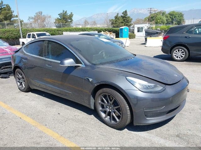 2018 TESLA MODEL 3 LONG RANGE/PERFORMANCE 1