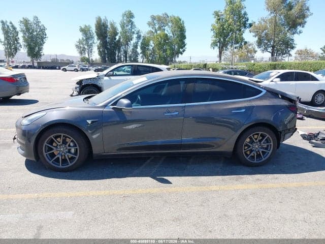 2018 TESLA MODEL 3 LONG RANGE/PERFORMANCE 15
