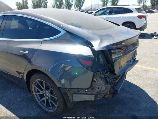 2018 TESLA MODEL 3 LONG RANGE/PERFORMANCE 21