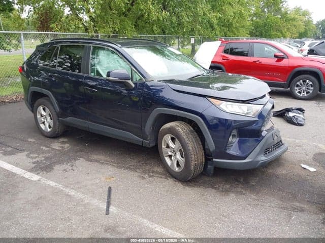 2019 TOYOTA RAV4 XLE 1