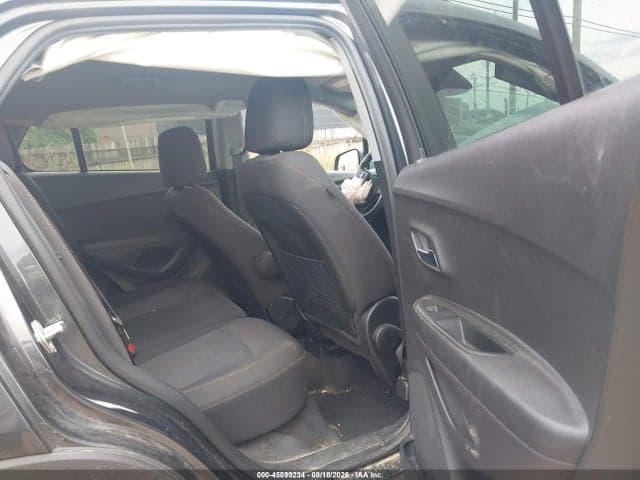 2019 CHEVROLET TRAX LT 8