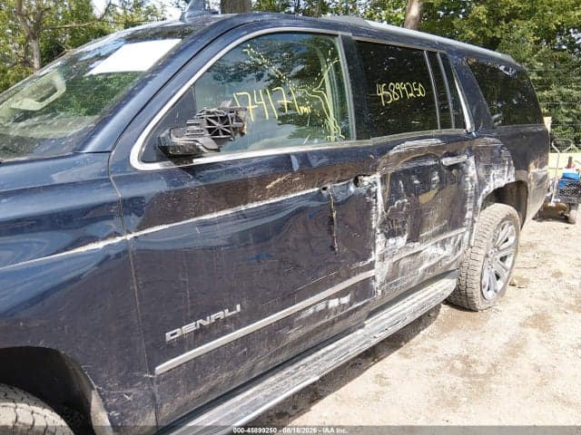 2017 GMC YUKON XL DENALI 6