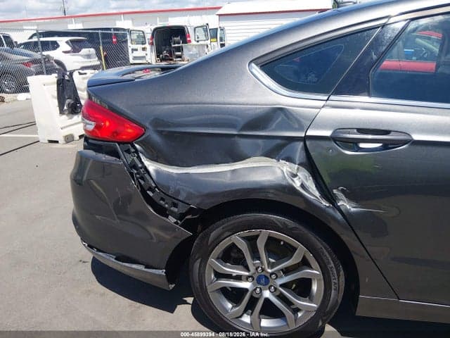 2017 FORD FUSION SE 6