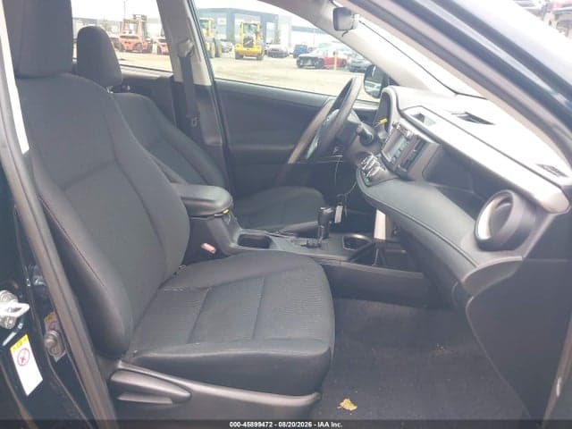 2017 TOYOTA RAV4 LE 5