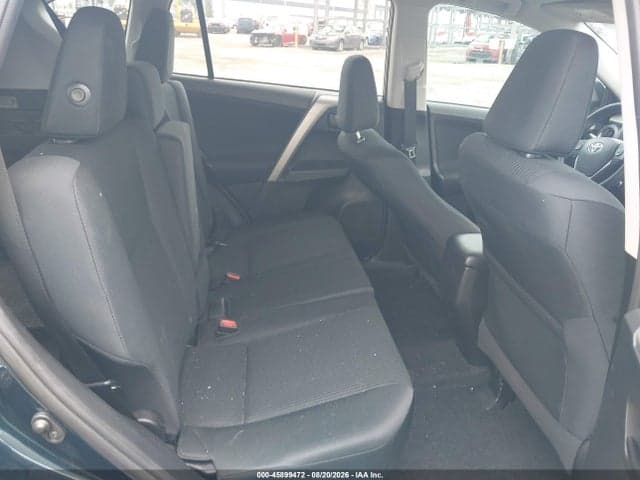 2017 TOYOTA RAV4 LE 8