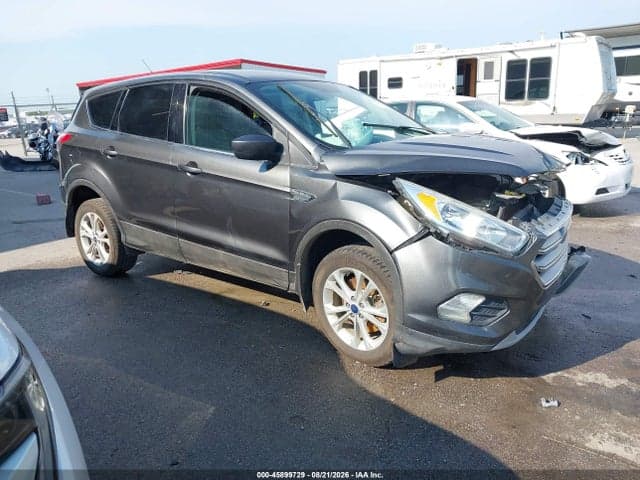 2017 FORD ESCAPE SE 1