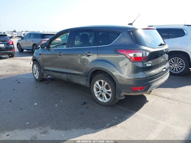 2017 FORD ESCAPE SE 3