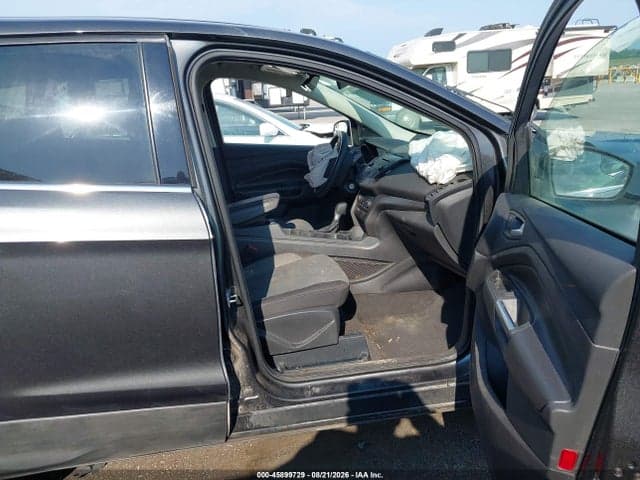 2017 FORD ESCAPE SE 5