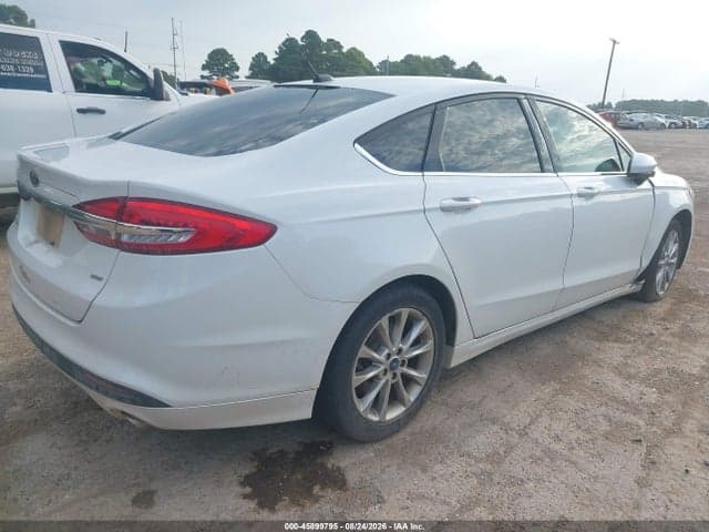 2017 FORD FUSION SE 4