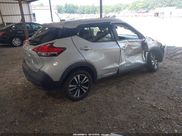 2019 NISSAN KICKS SV 4