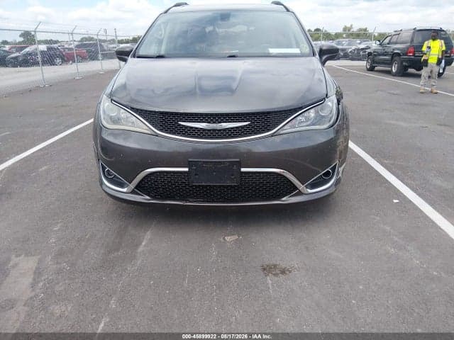 2017 CHRYSLER PACIFICA TOURING-L 12