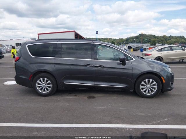 2017 CHRYSLER PACIFICA TOURING-L 13