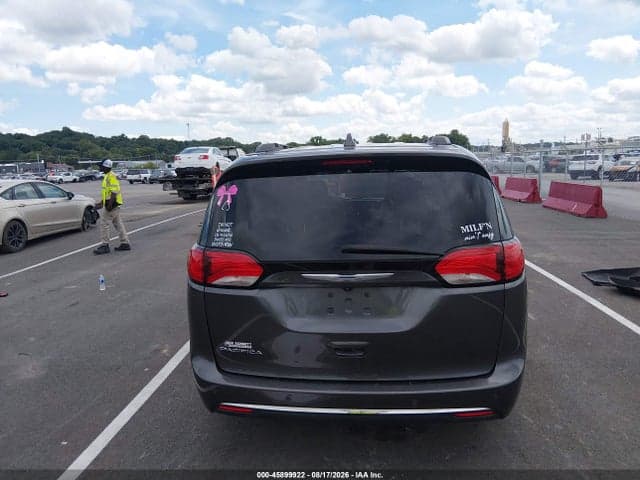 2017 CHRYSLER PACIFICA TOURING-L 16