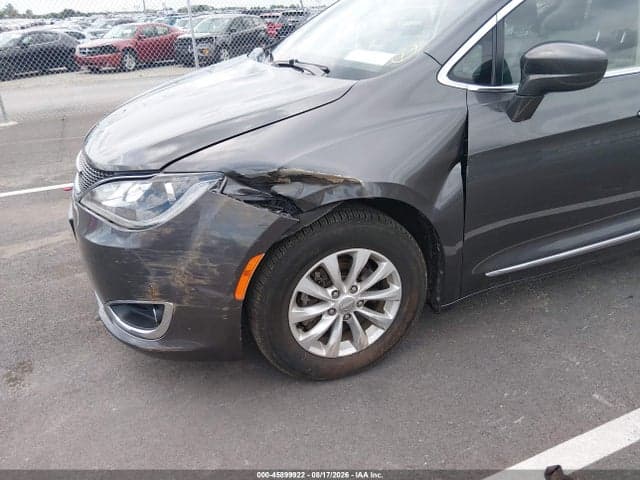 2017 CHRYSLER PACIFICA TOURING-L 6
