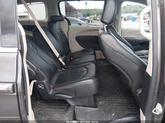 2017 CHRYSLER PACIFICA TOURING-L 8