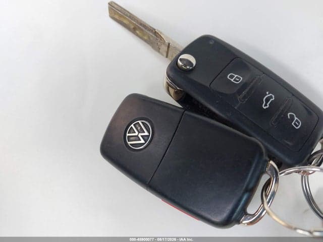 2021 VOLKSWAGEN PASSAT 2.0T S 11