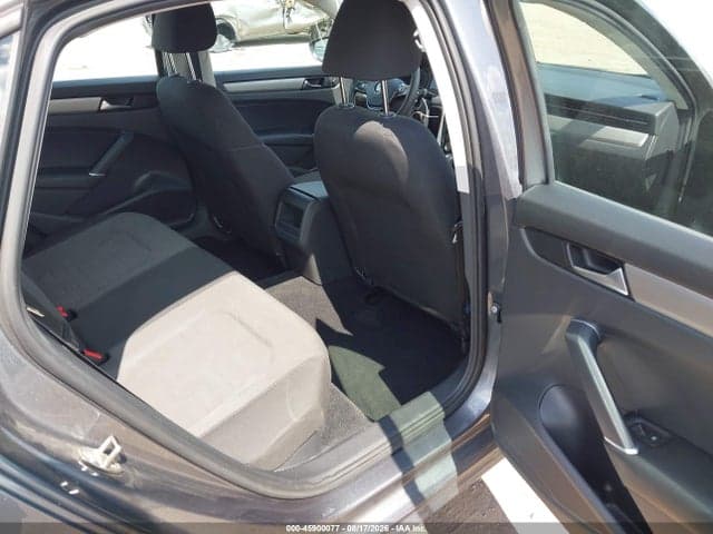 2021 VOLKSWAGEN PASSAT 2.0T S 8