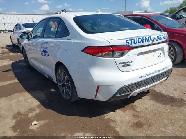 2022 TOYOTA COROLLA SE 3