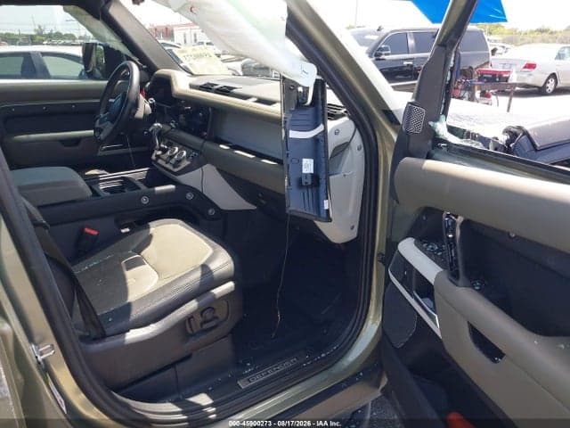 2022 LAND ROVER DEFENDER 110 X-DYNAMIC HSE 5