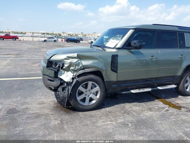 2022 LAND ROVER DEFENDER 110 X-DYNAMIC HSE 6