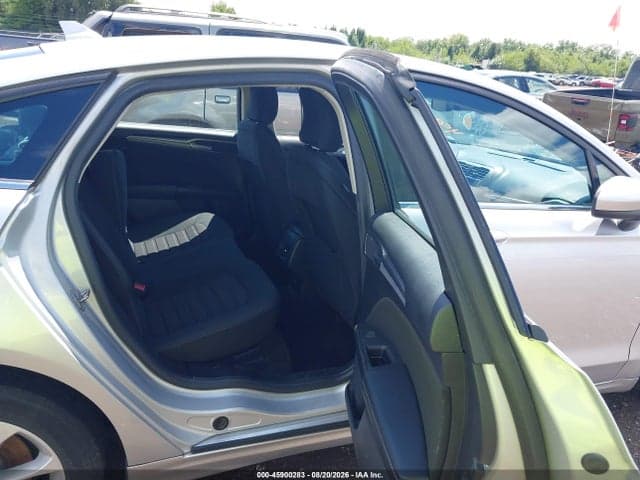 2019 FORD FUSION SE 8