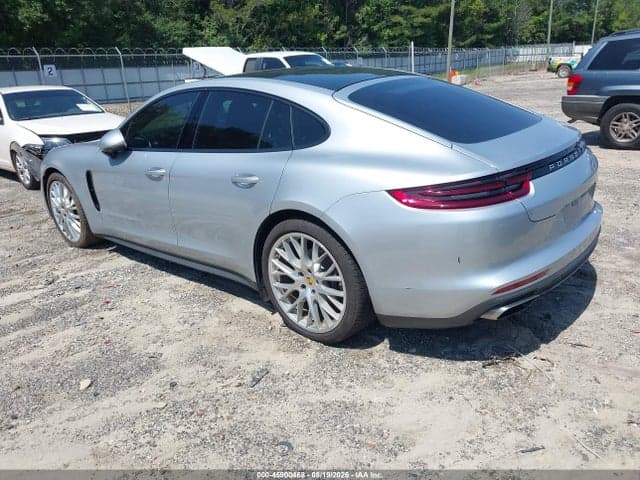 2017 PORSCHE PANAMERA 4 3