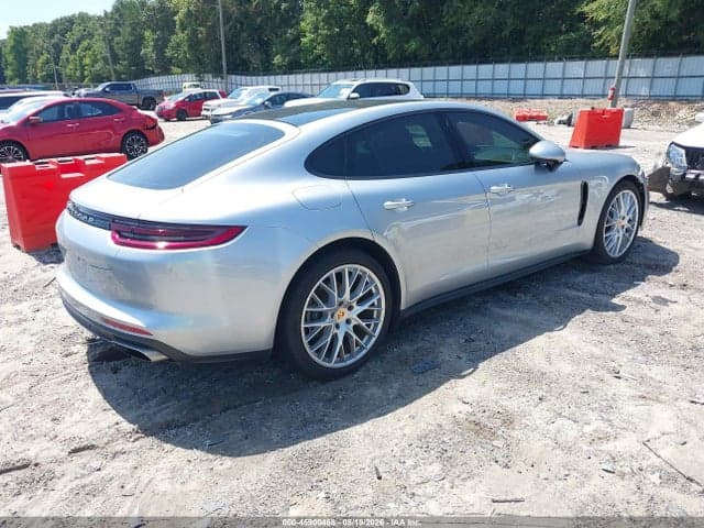 2017 PORSCHE PANAMERA 4 4